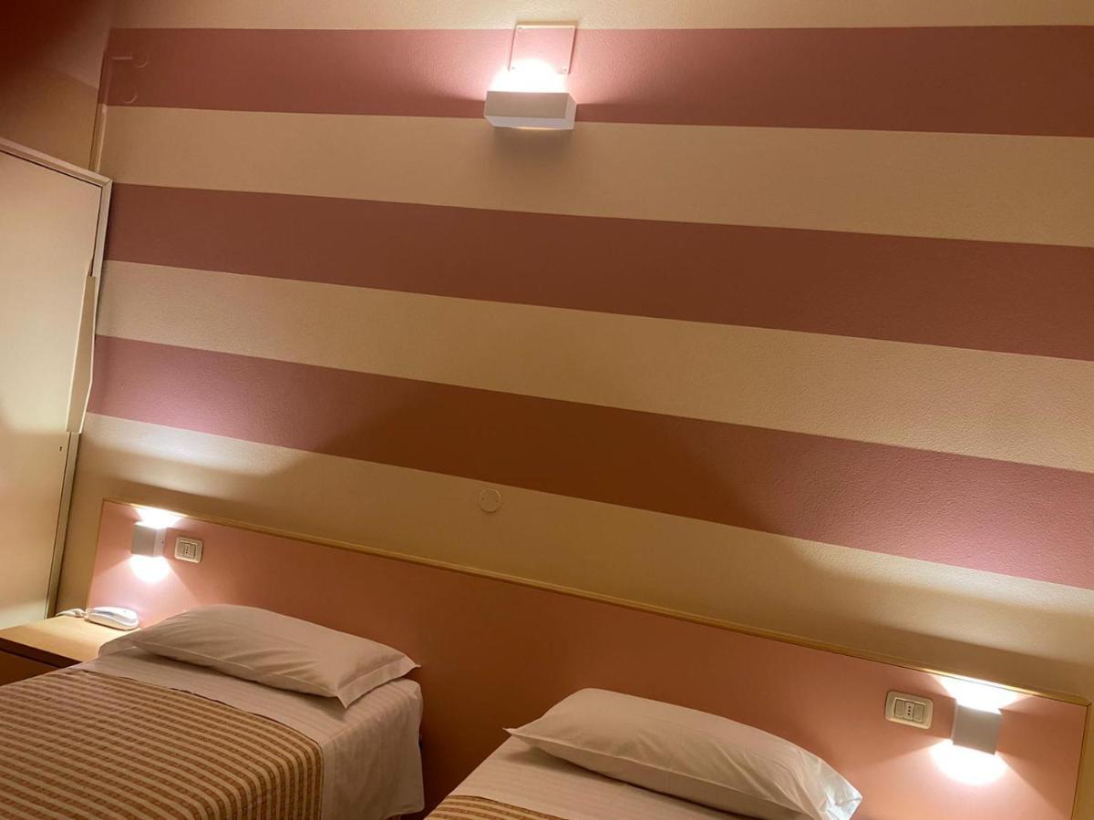 Hotel Savio Чезена Екстер'єр фото